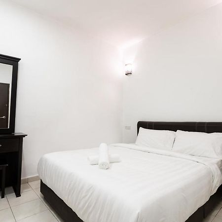 Ant Hotel Malacca Luaran gambar