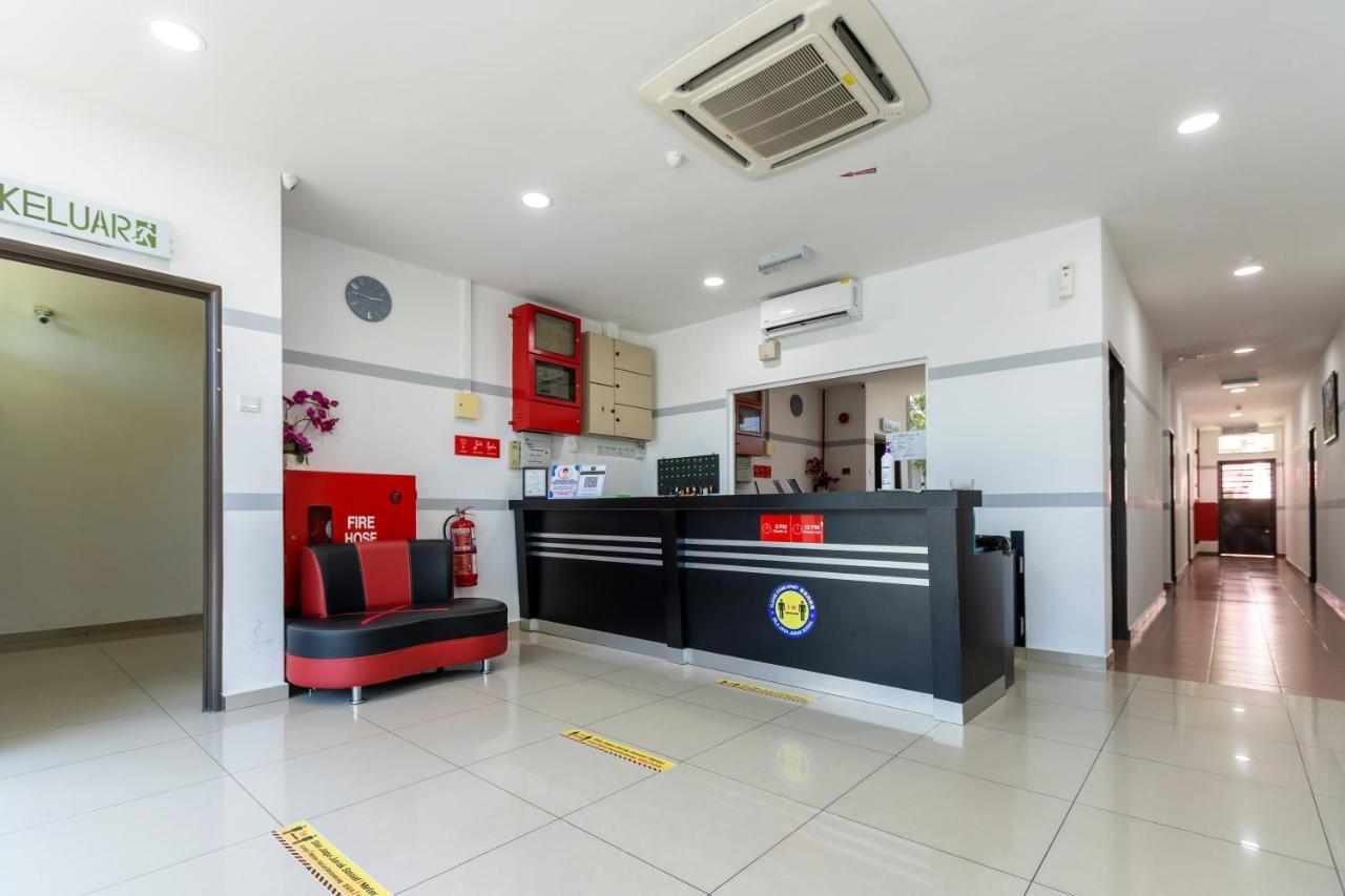 Ant Hotel Malacca Luaran gambar