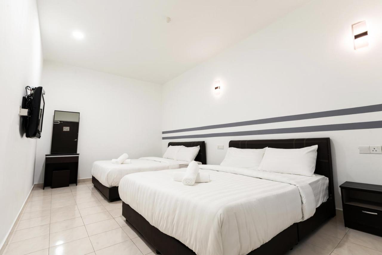 Ant Hotel Malacca Luaran gambar